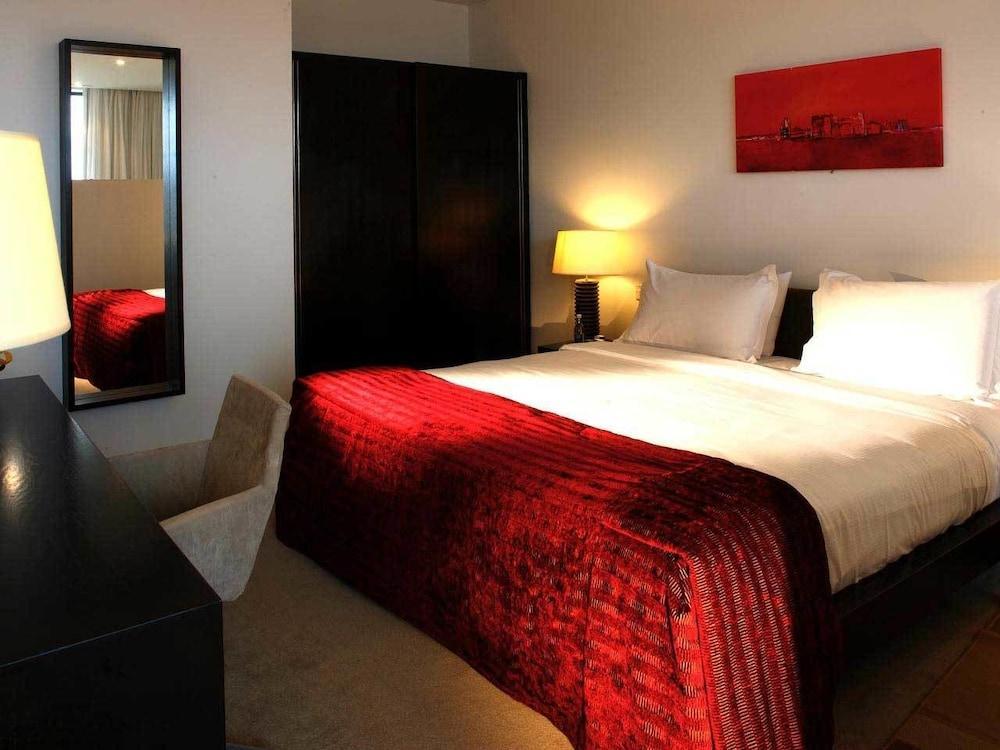 Whites Of Wexford Hotel Екстериор снимка