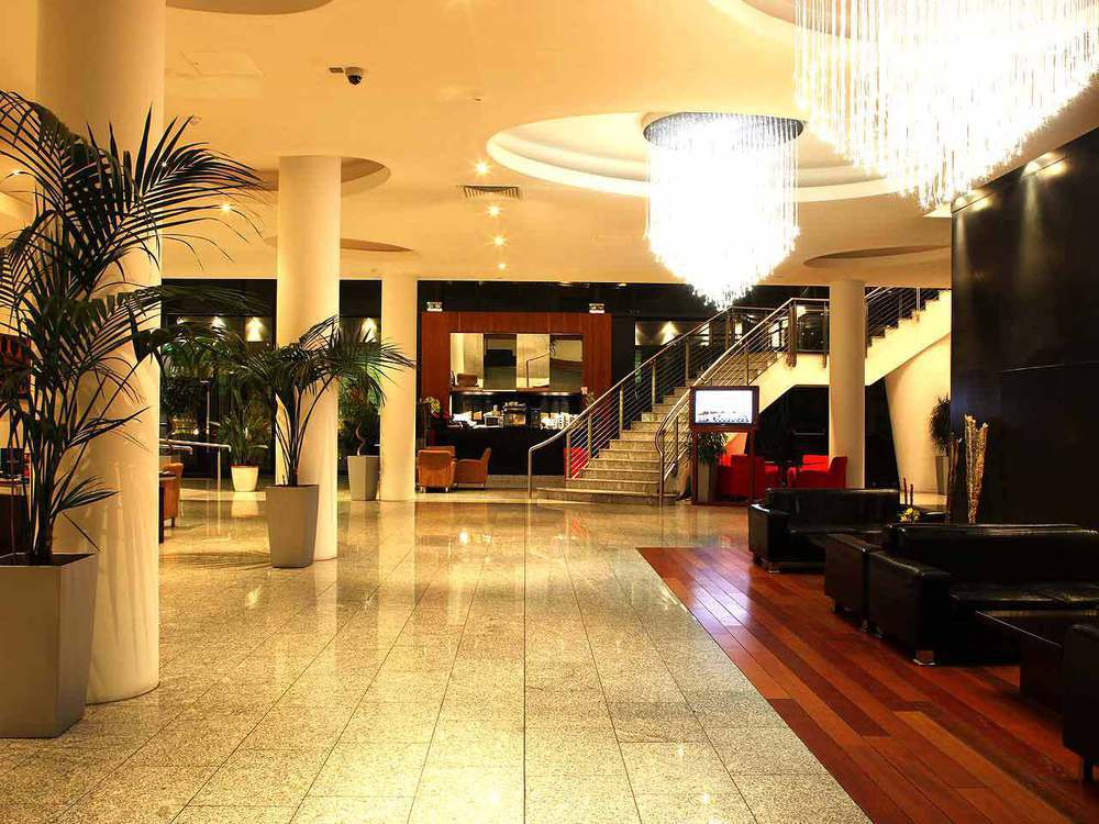 Whites Of Wexford Hotel Екстериор снимка