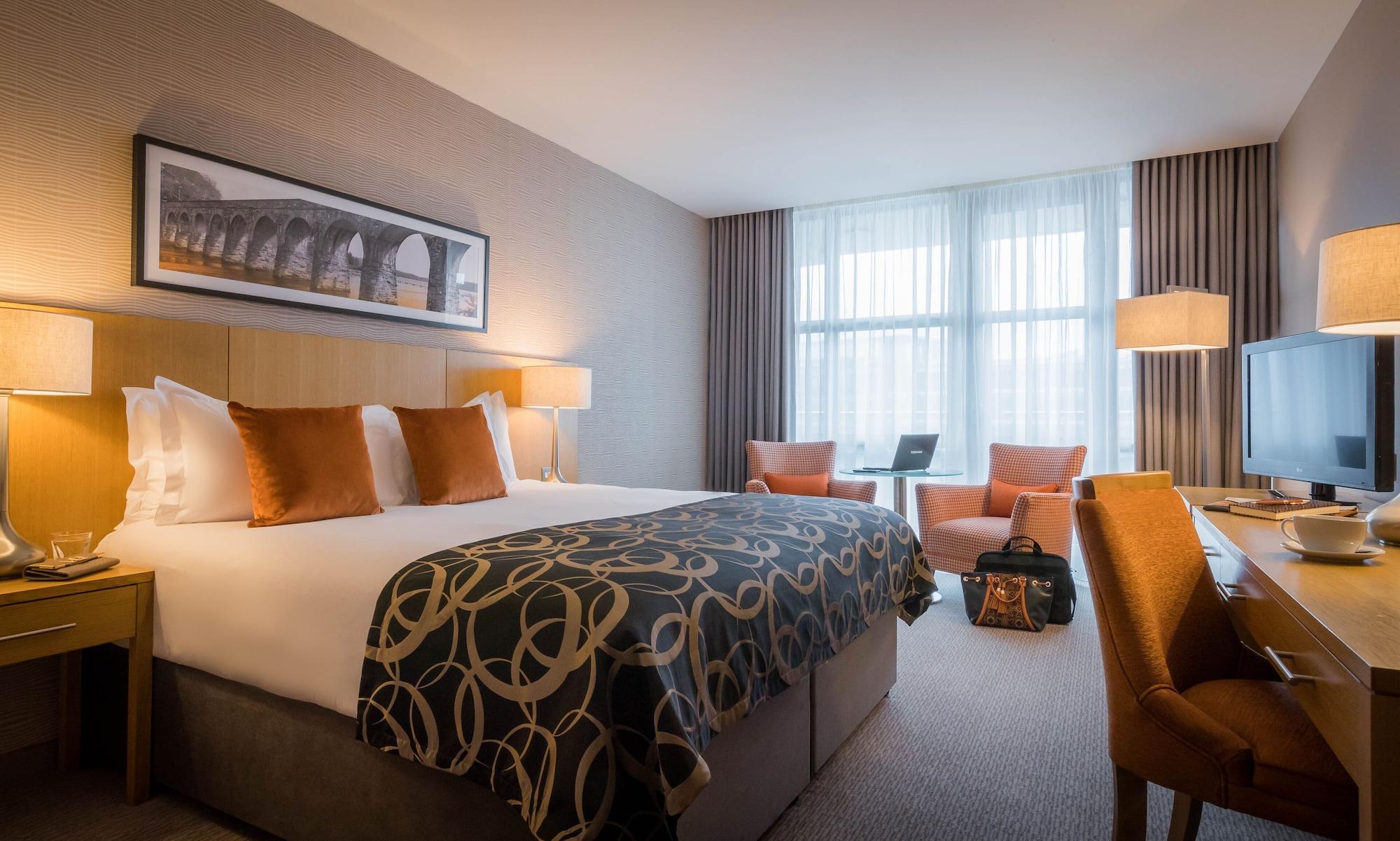 Whites Of Wexford Hotel Екстериор снимка