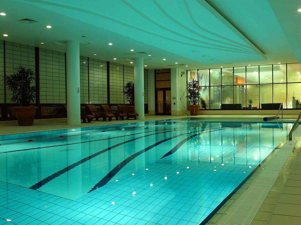Whites Of Wexford Hotel Екстериор снимка